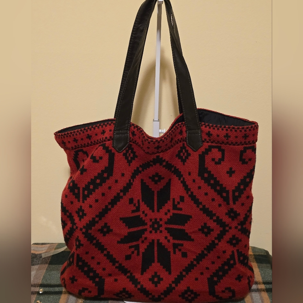 Neve Red and Black Patterned Large Tote Bag